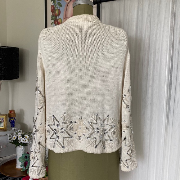 REDUCED 🪷Vtg “Gantos”knit Cardigan sweater with beads/pearls/bling - Picture 3 of 17
